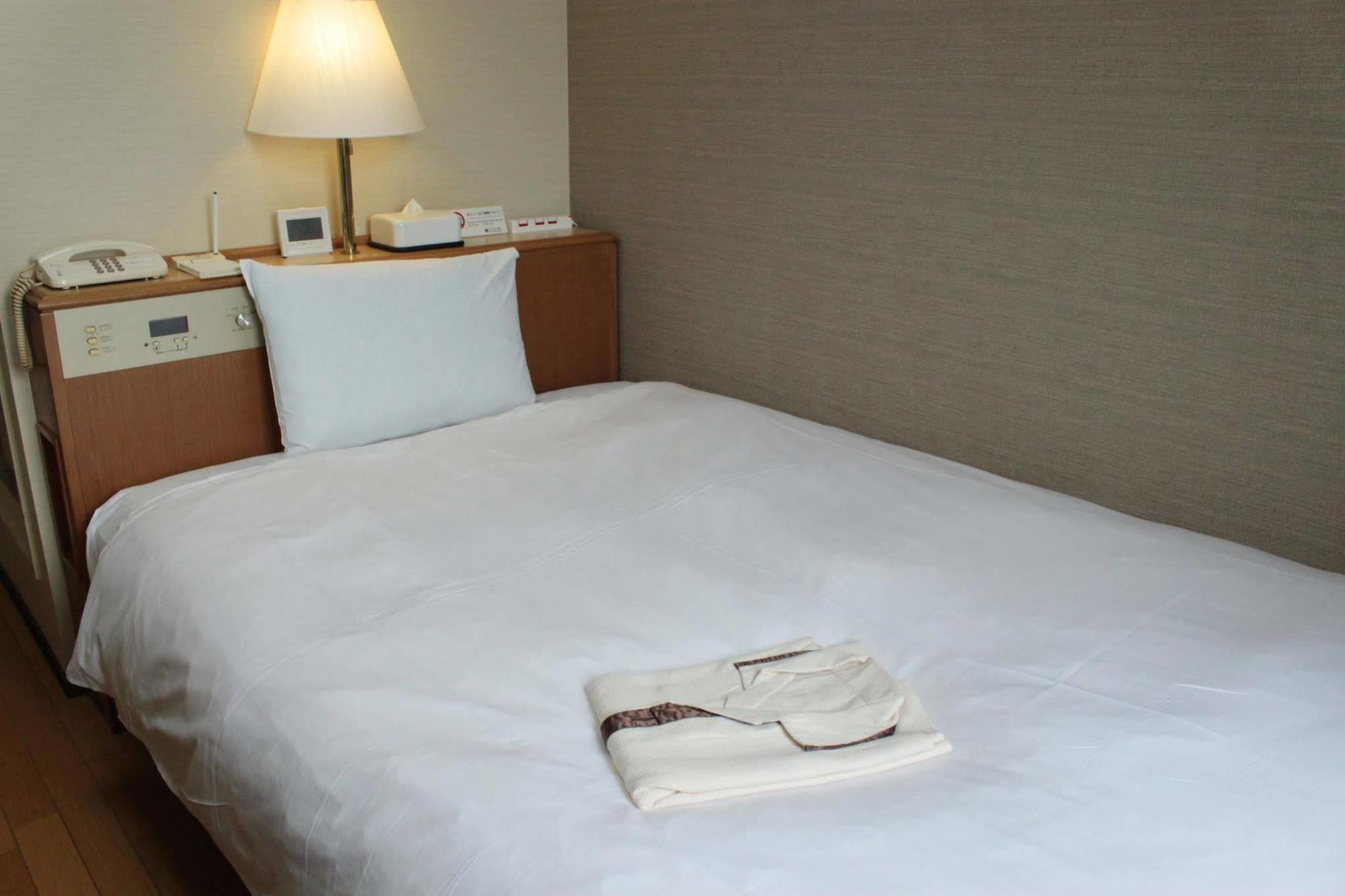 Smile Hotel Ацуґі Екстер'єр фото