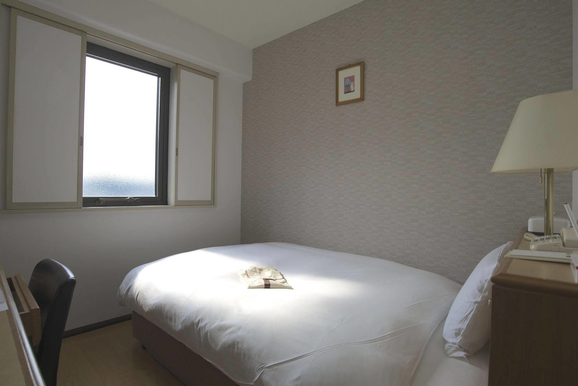 Smile Hotel Ацуґі Екстер'єр фото