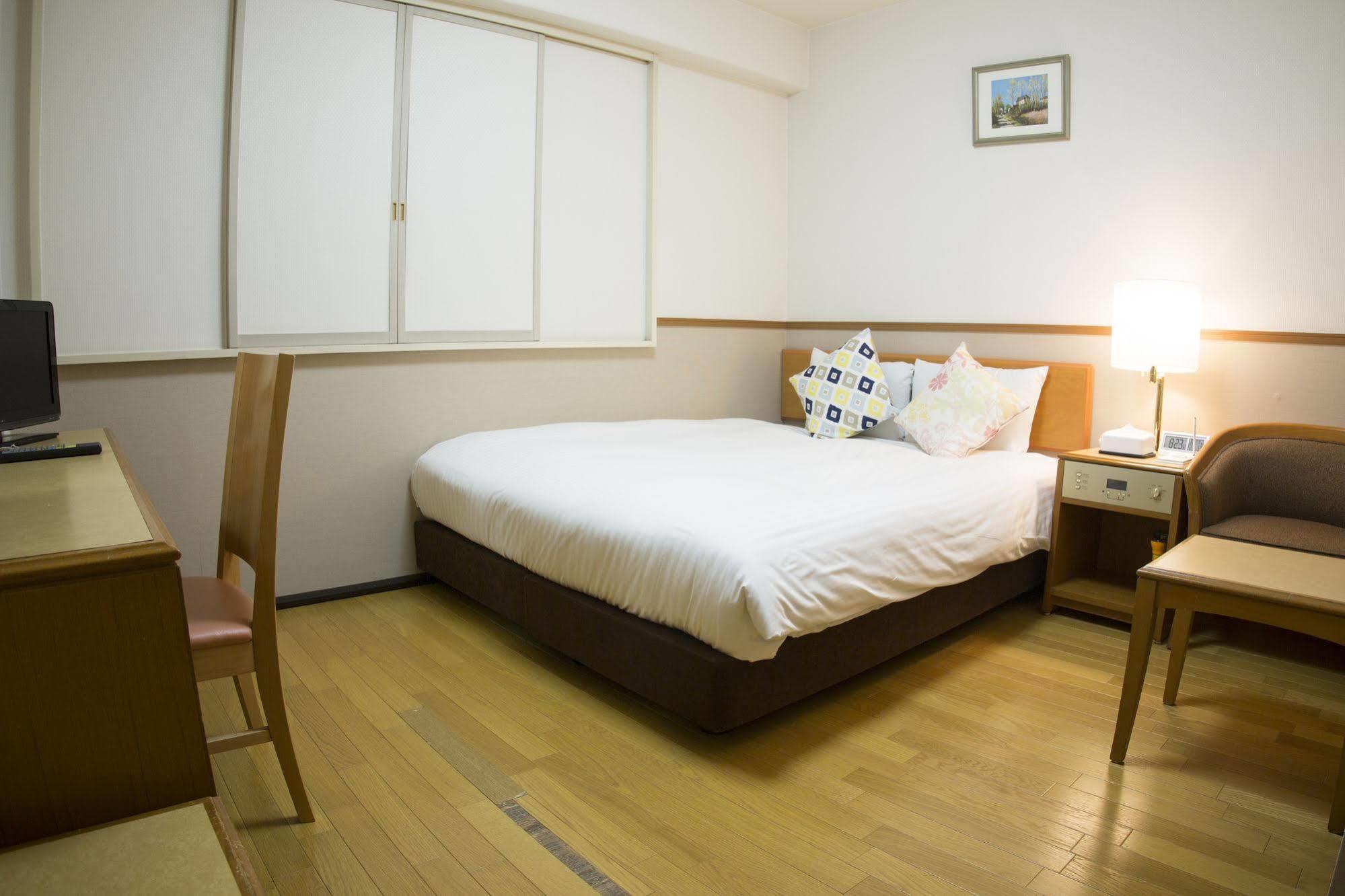 Smile Hotel Ацуґі Екстер'єр фото
