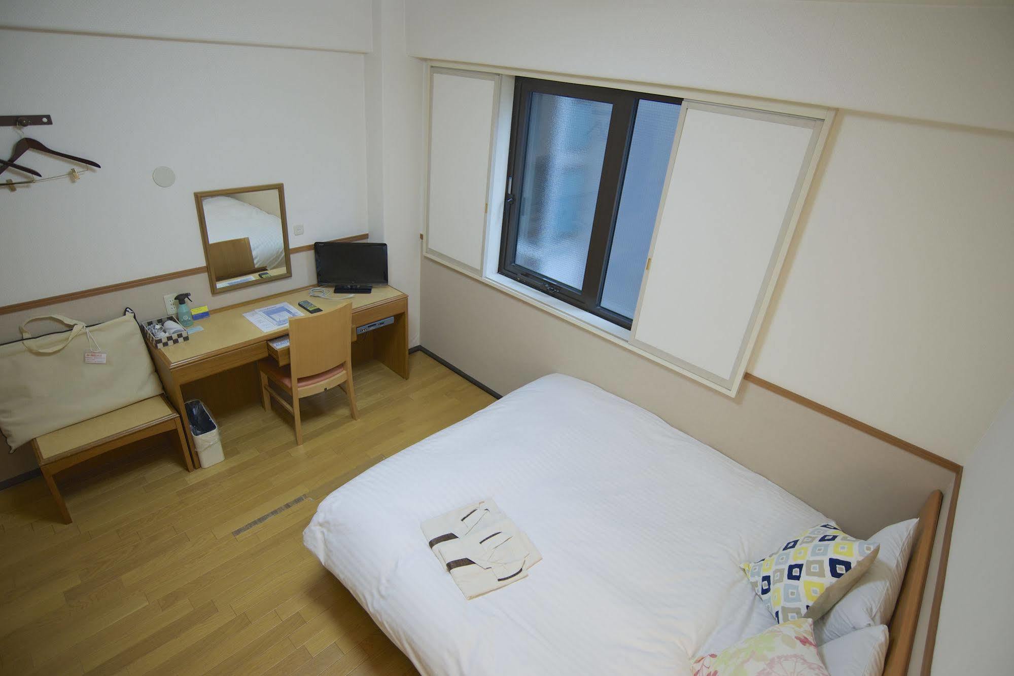 Smile Hotel Ацуґі Екстер'єр фото